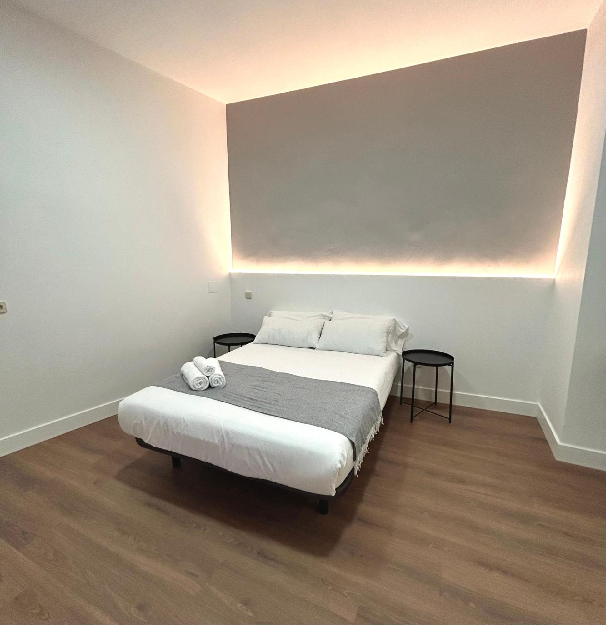 H21 Rooms Мадрид Экстерьер фото