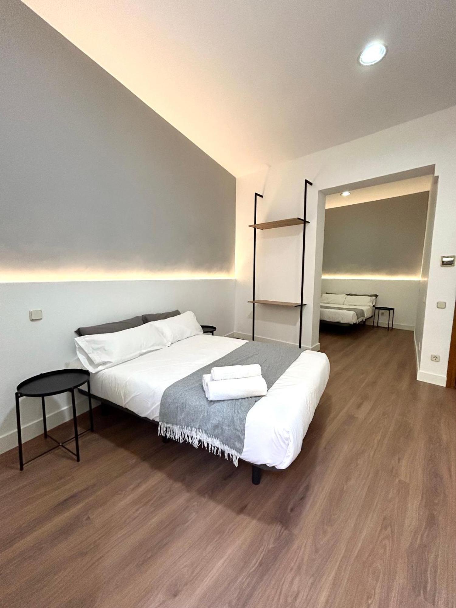 H21 Rooms Мадрид Экстерьер фото