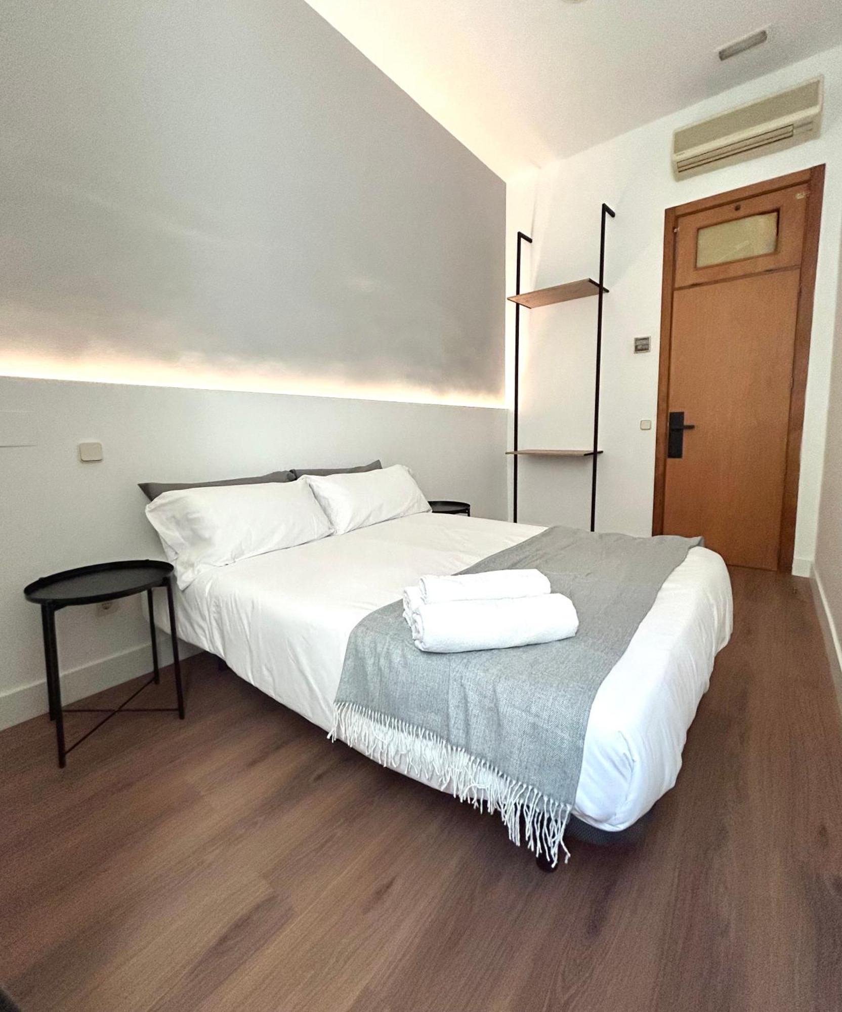 H21 Rooms Мадрид Экстерьер фото