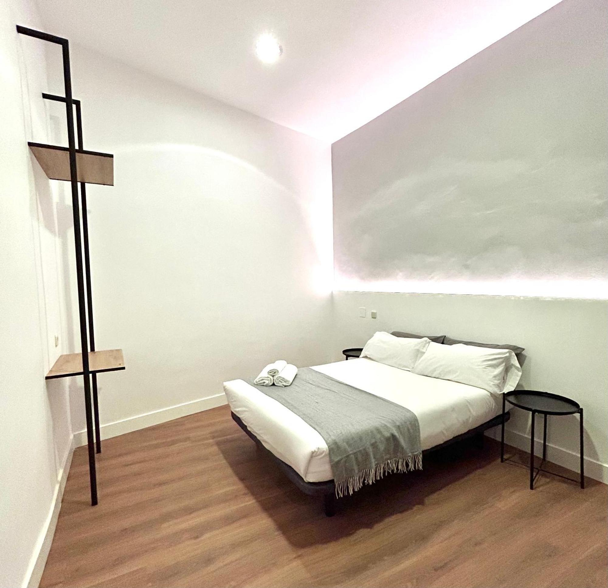 H21 Rooms Мадрид Экстерьер фото